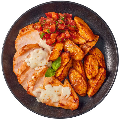 Изображение товара Филе куриное су-вид с томатами базиликом и сыром моцарелла Перекрёсток Select, 230г