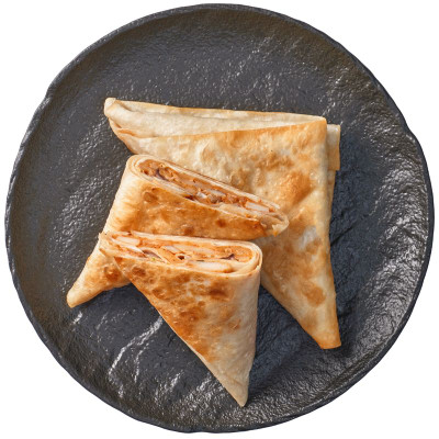 Изображение товара Конвертики с курицей сыром и томатами Перекрёсток Select, 140г