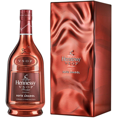 Коньяк Hennessy VSOP 40% в подарочной упаковке, 700мл - купить с