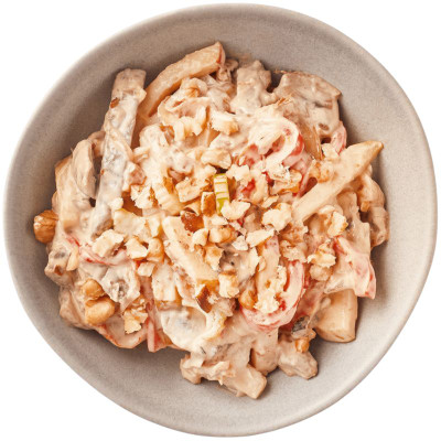 Изображение товара Салат с говяжьей печенью шампиньонами и грецким орехом, 180г