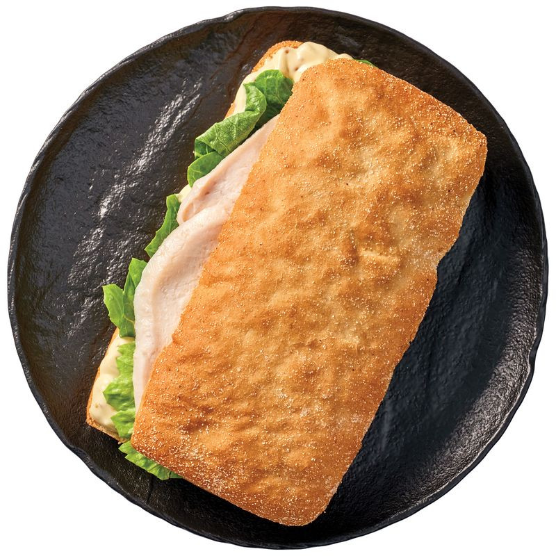 Изображение товара Чиабатта с оливками и курицей в пряных травах и медово-горчичным соусом 210г