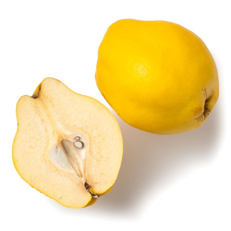 Изображение товара Свежая айва Турция весовая - натуральный фрукт для кулинарии и диет