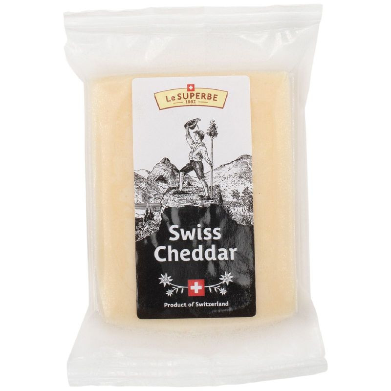 Изображение товара Сыр Чеддер Le Superbe 50%, 150 г из Швейцарии
