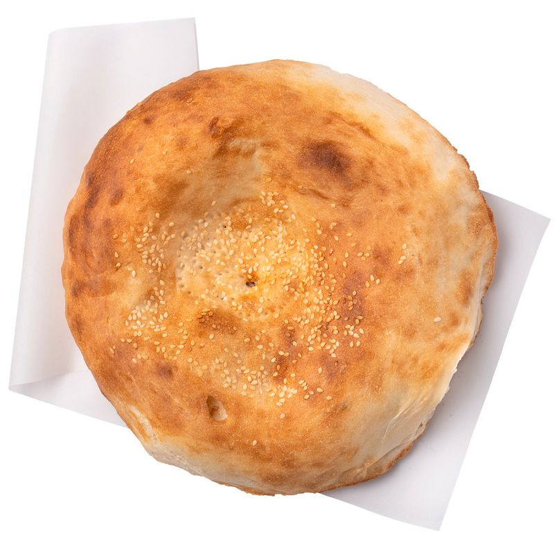 Изображение товара Узбекская лепешка с кунжутом тандыр 270г свежая