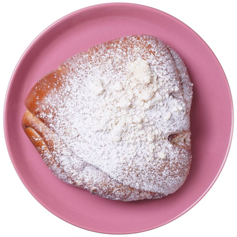 Изображение товара Сдоба Лакомка с клубничной начинкой 110 г свежая выпечка качество