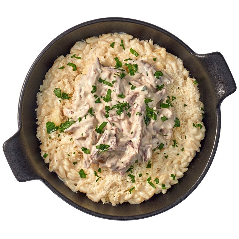 Изображение товара Говядина томленая в перечном соусе с орзо Перекрёсток Select 270г