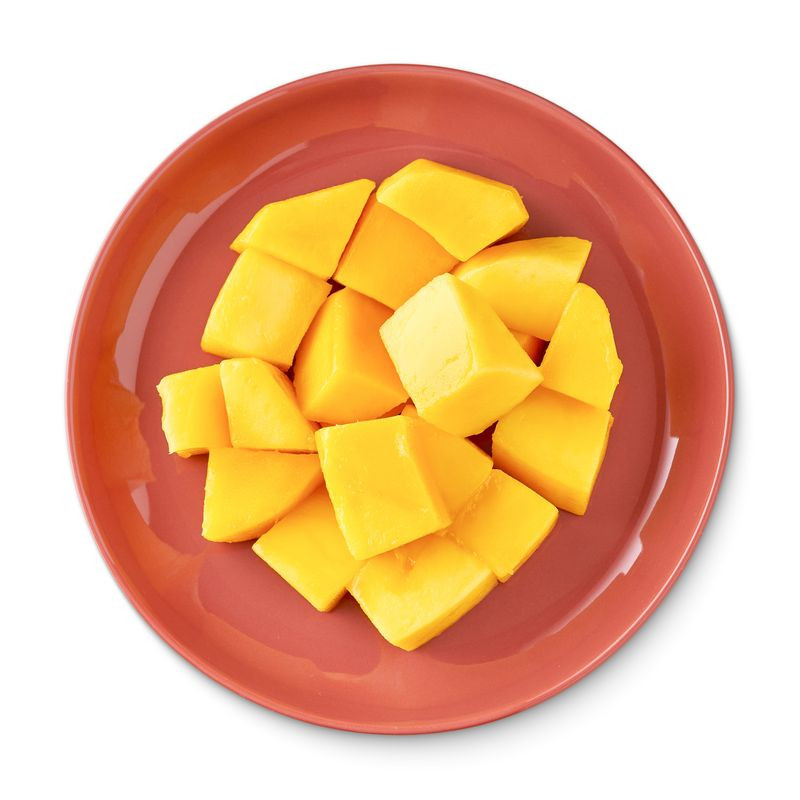 Изображение товара Манго Перекрёсток Select 140 г - свежий натуральный фрукт в упаковке