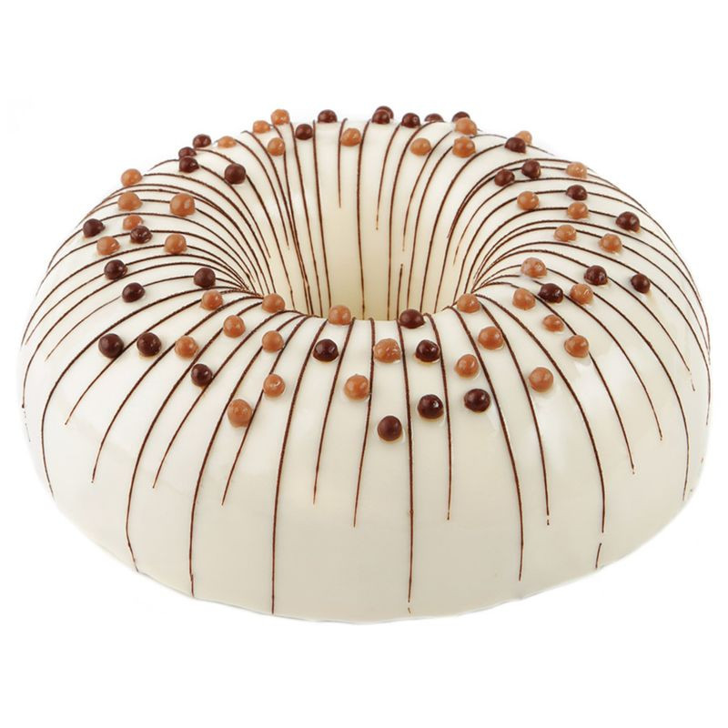 Изображение товара Торт Тирольские Пироги Новый сметанный 1.1 кг с орехами и шоколадом