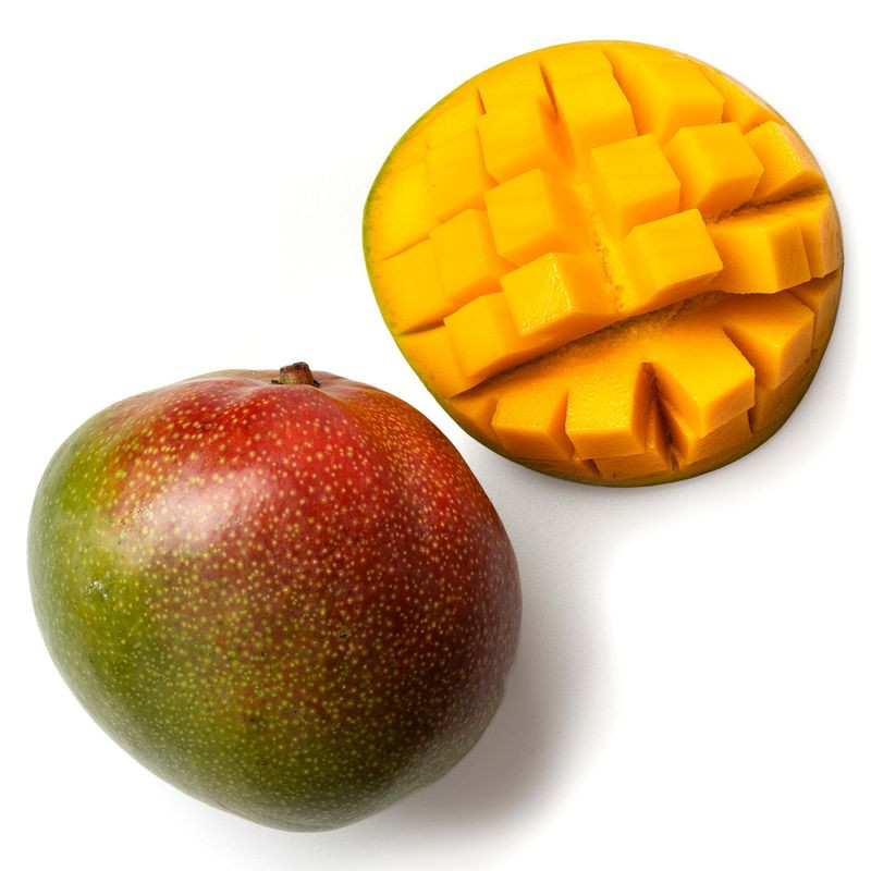 Манго спелый плод Кент - купить с доставкой на дом в Перекрёстке