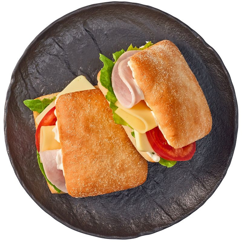 Изображение товара Мини-чиабатта с куриной ветчиной, омлетом и сыром Перекресток Select 255г