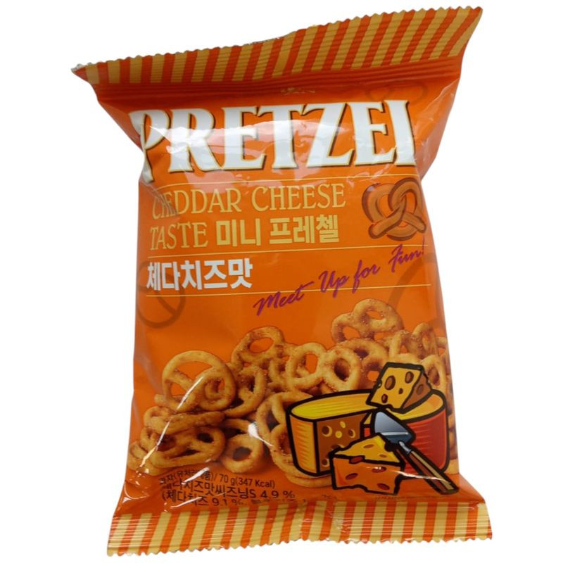 Изображение товара Мини-крендель Samjin со вкусом сыра Чеддер 70 г вкусная закуска для перекуса