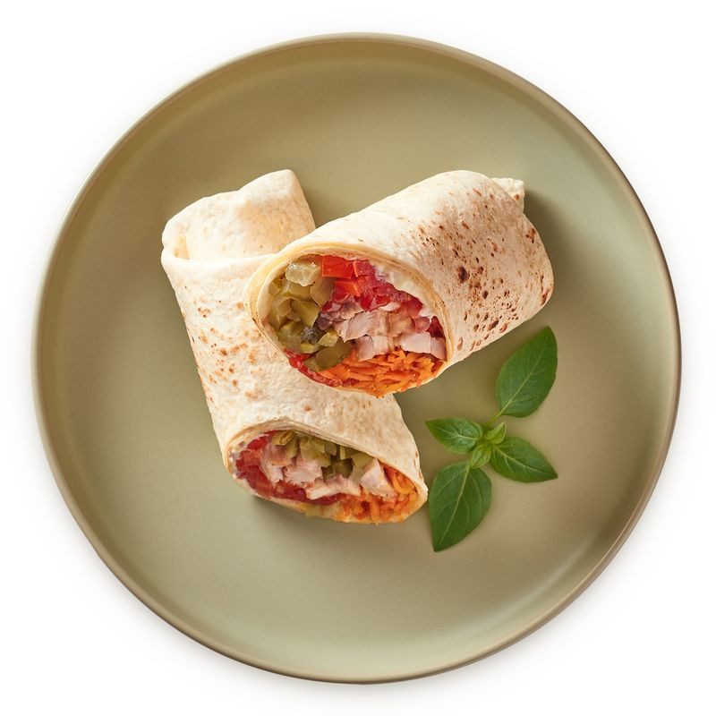 Изображение товара Сэндвич-ролл с курицей и морковью по-корейски 200г Перекрёсток Select