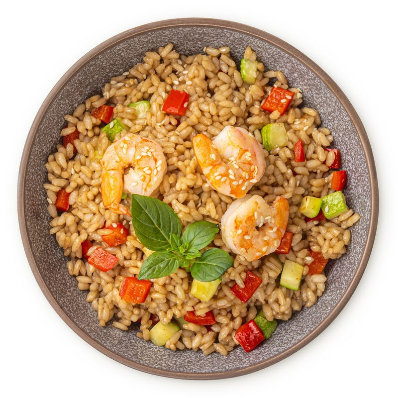 Изображение товара Жареный рис по-азиатски с креветками Перекрёсток Select 250 г вкусное блюдо