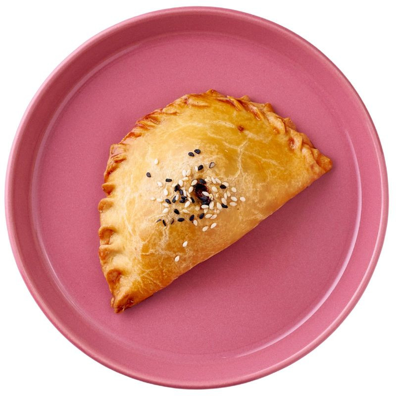 Изображение товара Пирожок с уткой 90 г - свежая домашняя выпечка с натуральными ингредиентами