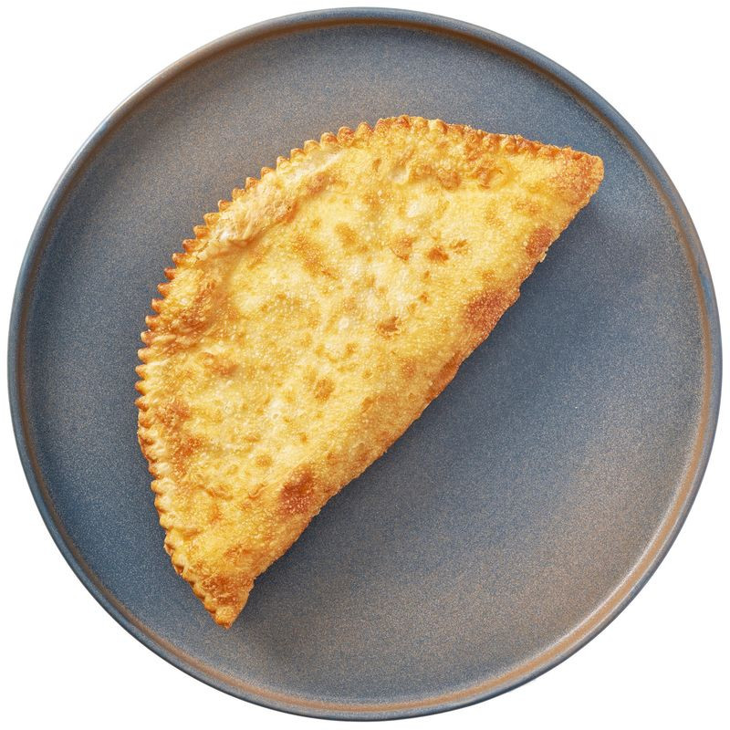 Изображение товара Жареный чебурек с мясом 140 г Пекарня Перекрёсток