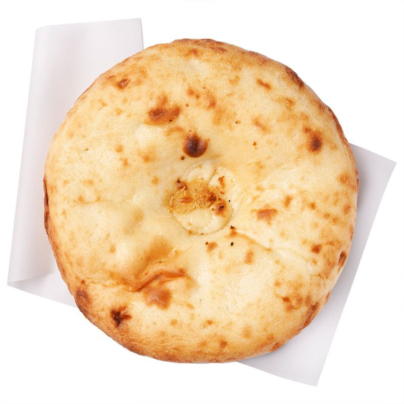 Изображение товара Лепешка узбекская с чесноком тандыр 270 г Пекарня Перекрёсток